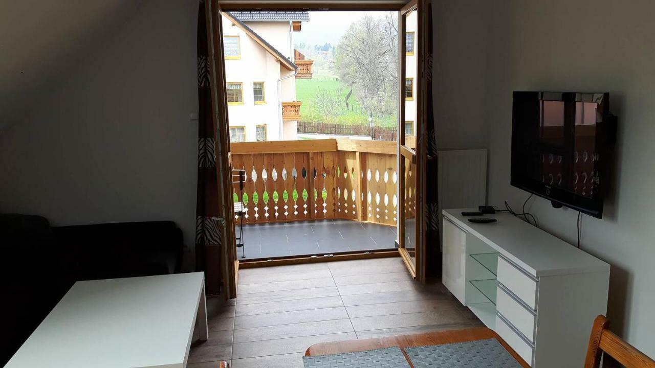 Sunny Apartment *
